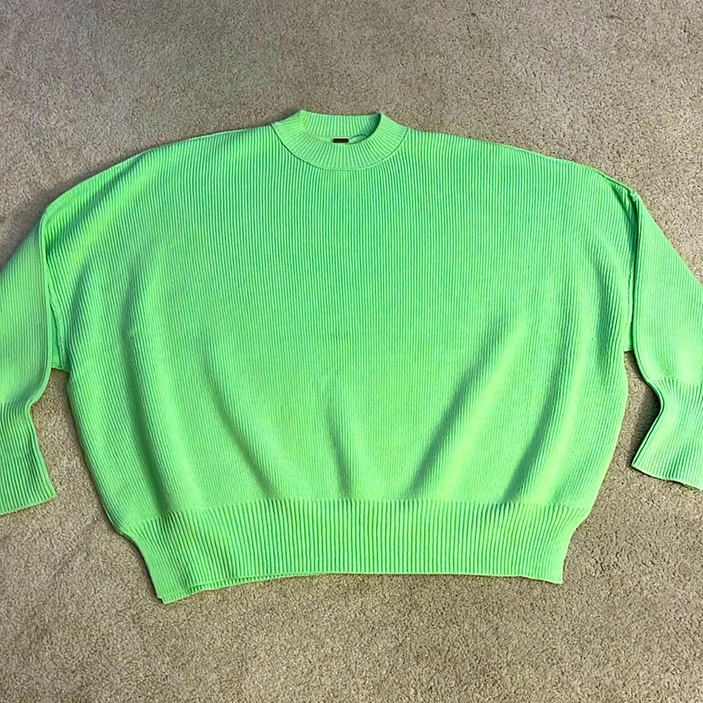 Free people oversized / ribbed /Easy Street Tunic sweater light green/size small